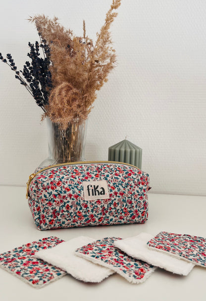 Juliette - La trousse de maquillage - Fleurs roses