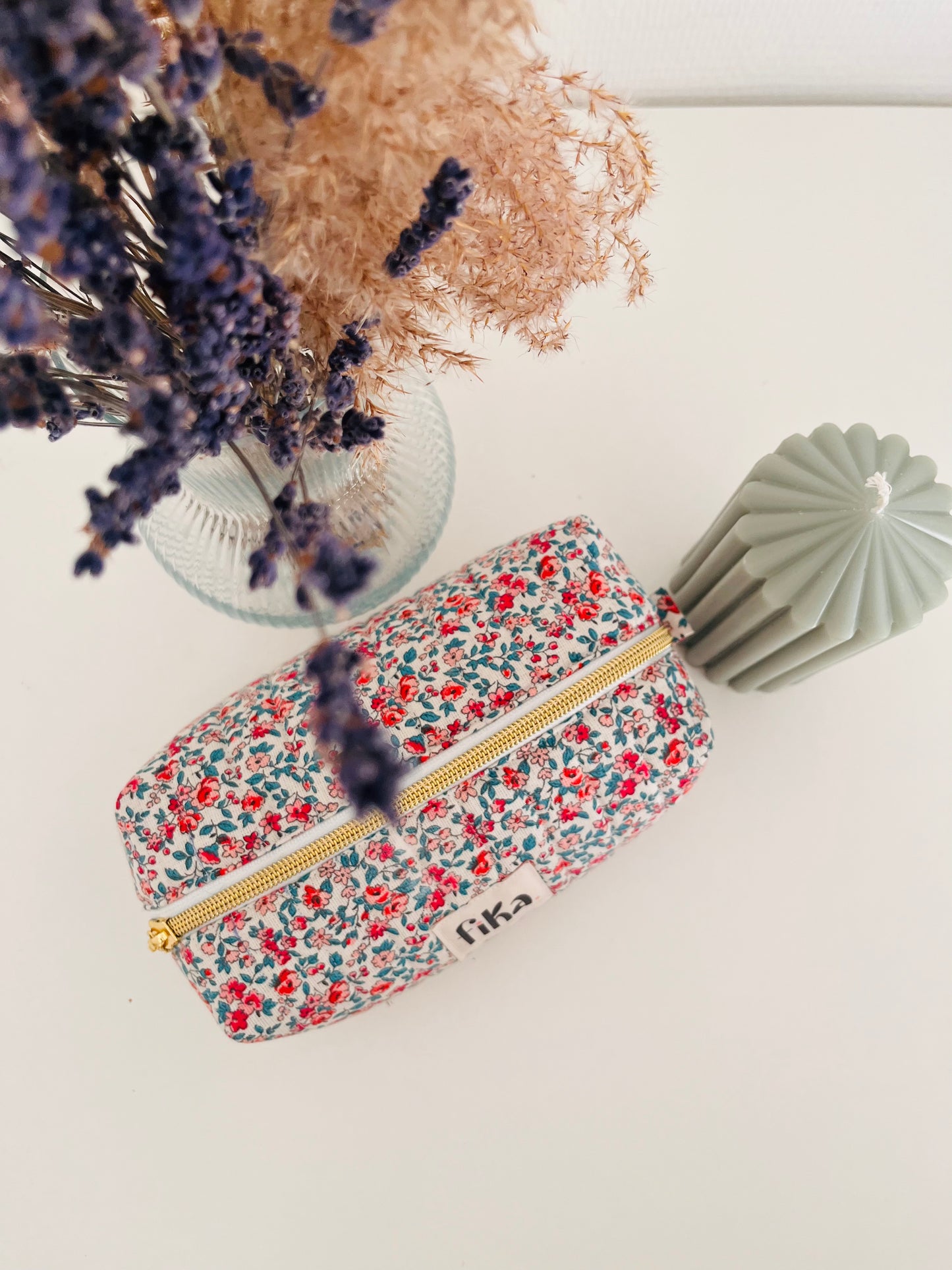 Juliette - La trousse de maquillage - Fleurs roses